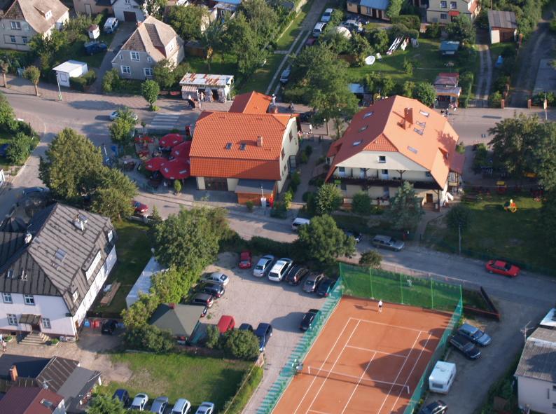 Bed and Breakfast Pensjonat Fala Ustronie Morskie Exterior foto